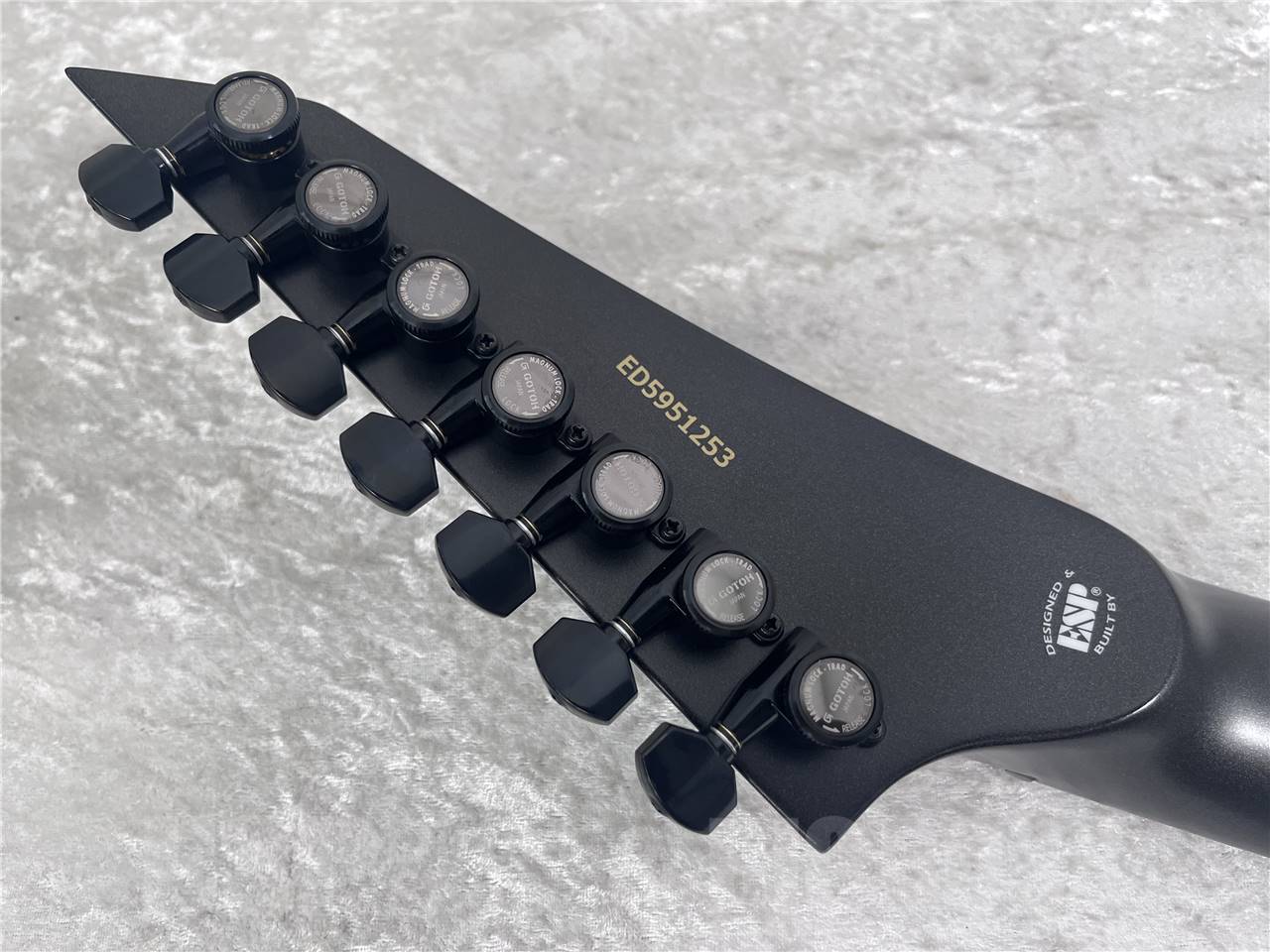 【即納可能】EDWARDS(エドワーズ) E-M-II-7 (Metallic Black Satin) お茶の水駅前店・別館