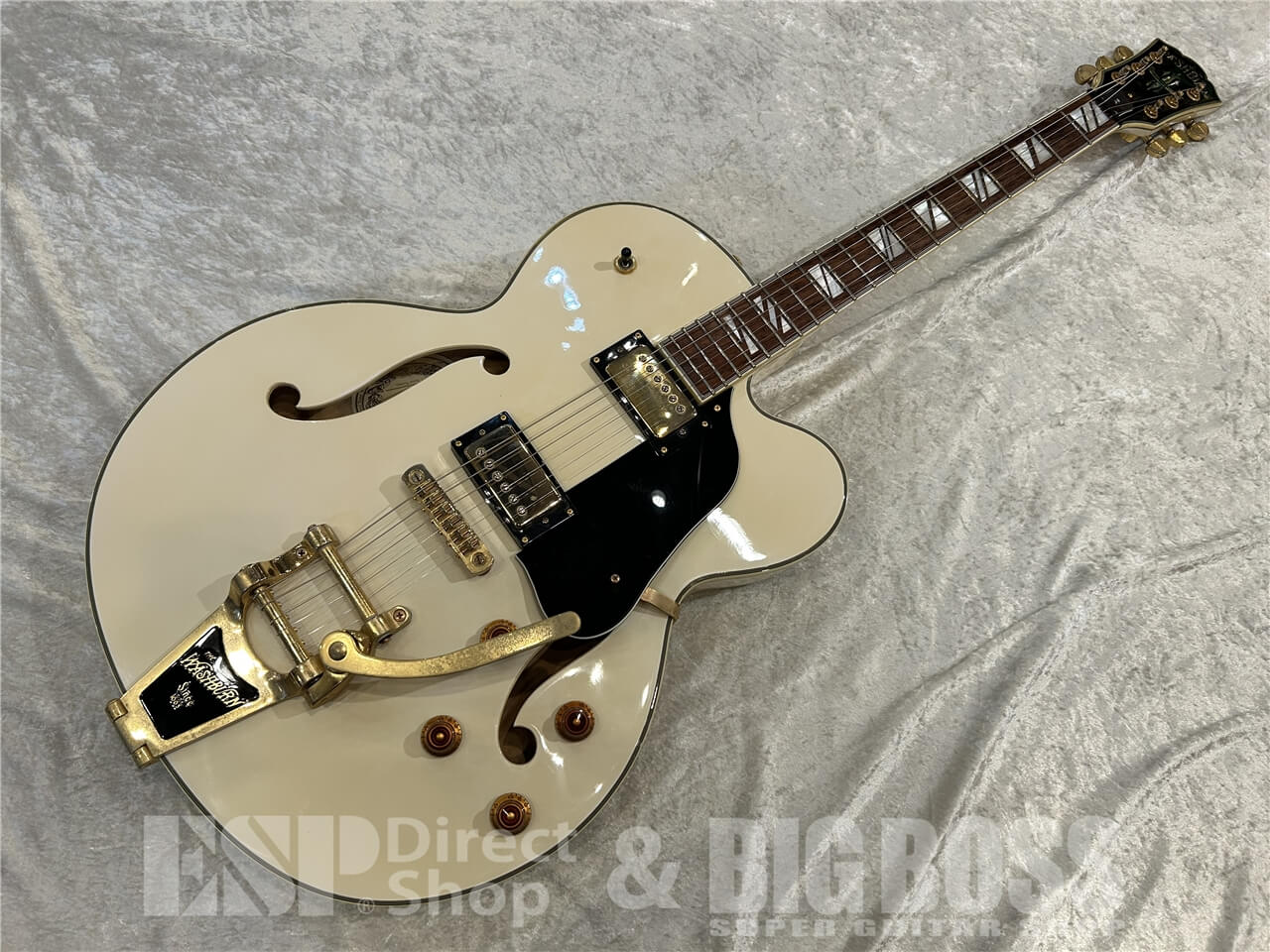【即納可能/お客様委託品】Washburn（ワッシュバーン）1997 Washburn J9 VG Washington / White 仙台店