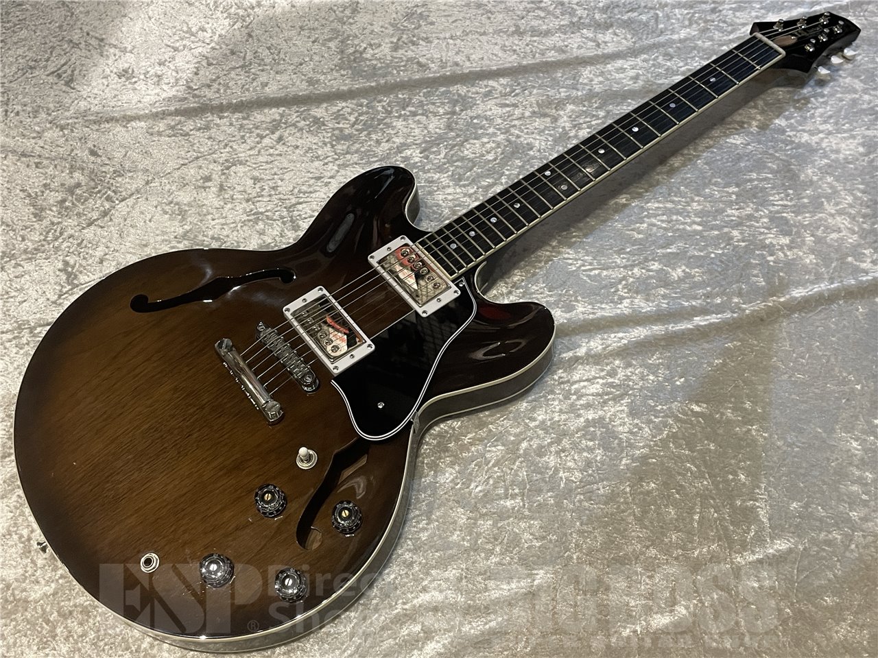 【中古品/即納可能】T.S factory(ティーエス ファクトリー) 151A-SA Walnut (Black Burst) 広島店