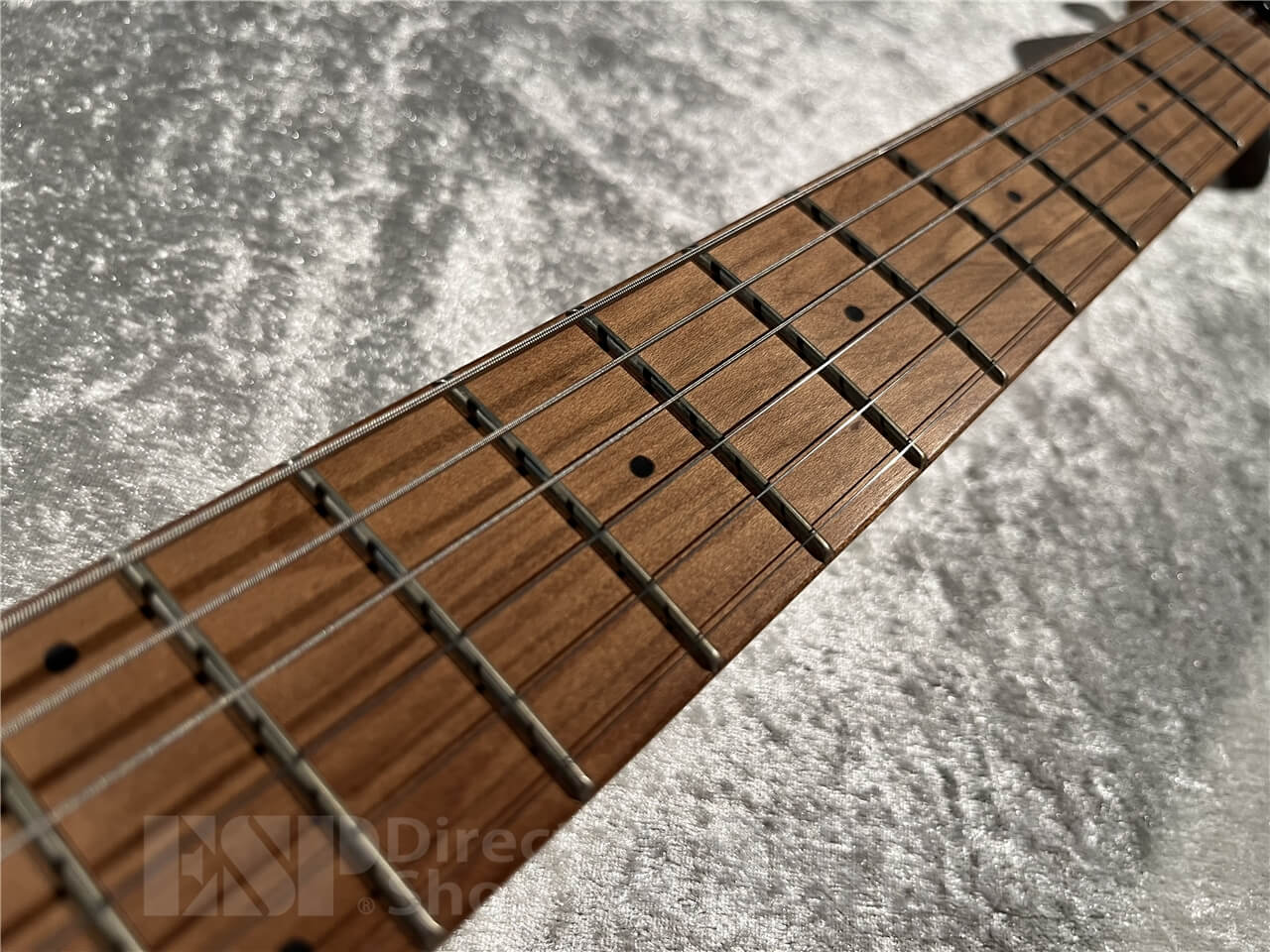 【即納可能】Sterling by MUSIC MAN(スターリン バイ ミュージックマン) Axis AX50 Quilted Maple (Lava Burst) 札幌店 - 4