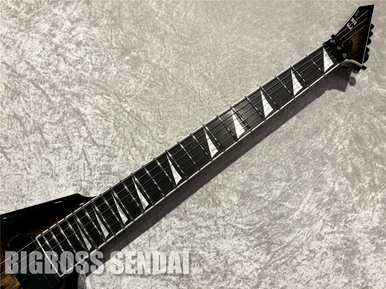 【即納可能】E-II(イーツー) ARROW FR BM / Nebula Black Burst 仙台店