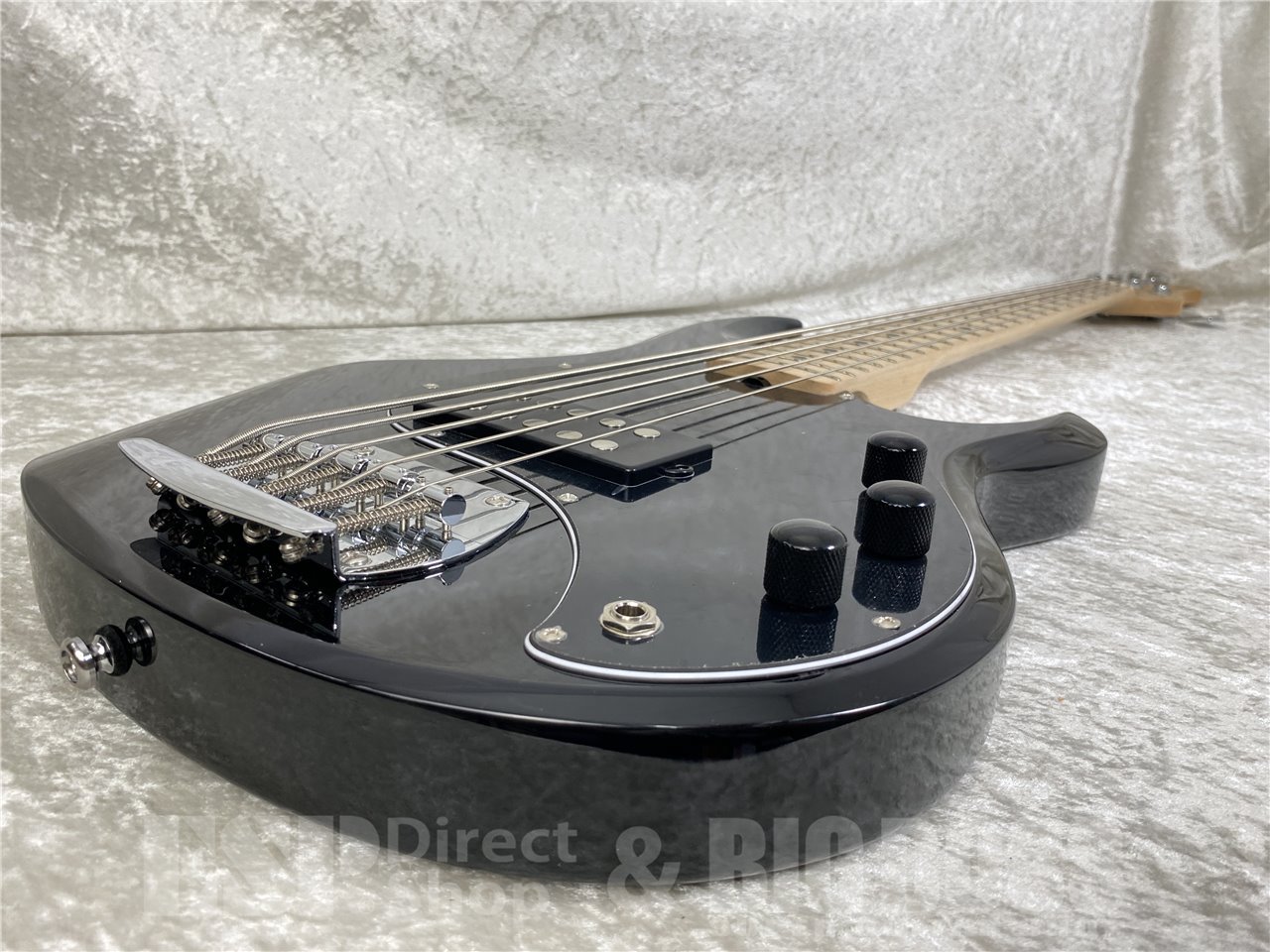 【即納可能】Sterling by MUSIC MAN(スターリンバイミュージックマン) S.U.B RAY5(Black) お茶の水駅前店(東京) - 4