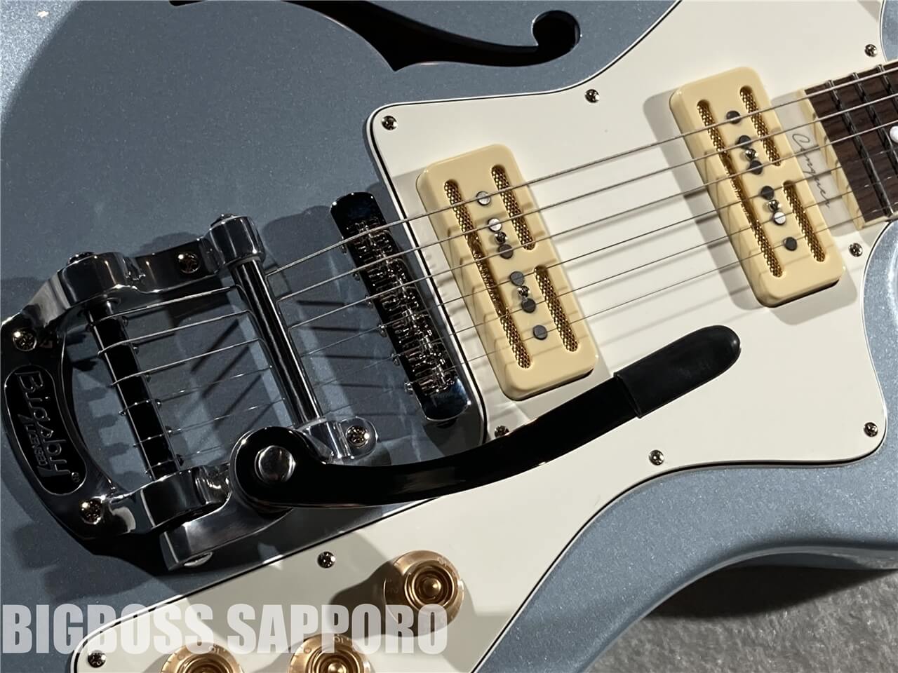【即納可能】Baum Guitars(バウムギターズ) Conquer 59 with Tremolo (Skyline Blue) 札幌店 - 3