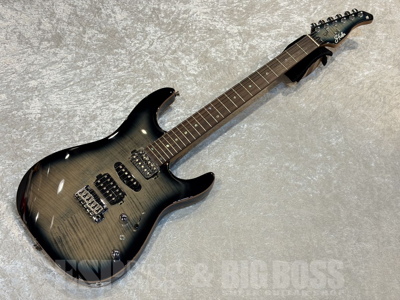 Sfida(スフィーダ)SST-900【Black Burst】福岡店