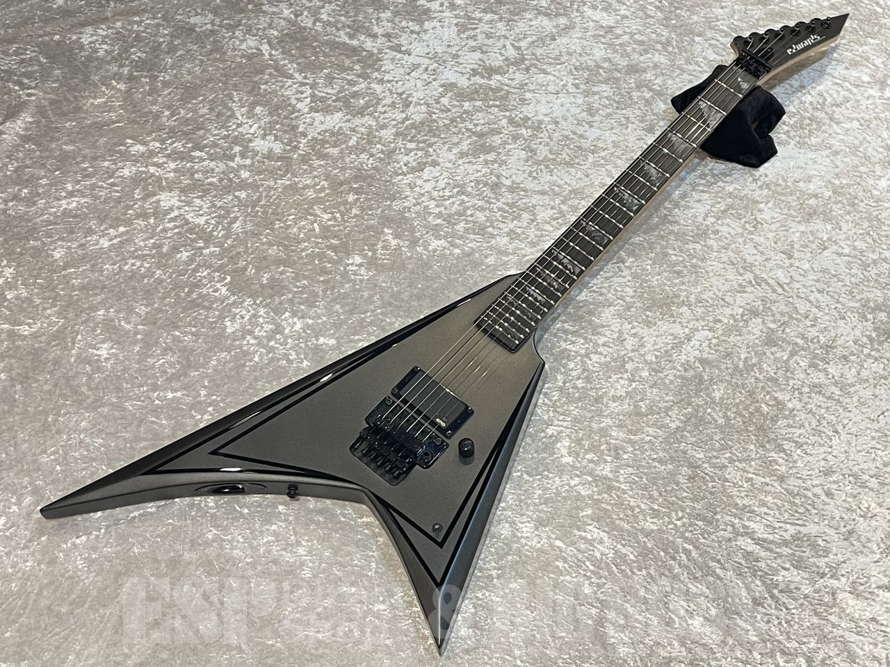 【即納可能】EDWARDS(エドワーズ) E-ALEXI BLACKY【Metallic Black Satin with Gloss Black Pinstripe】福岡店