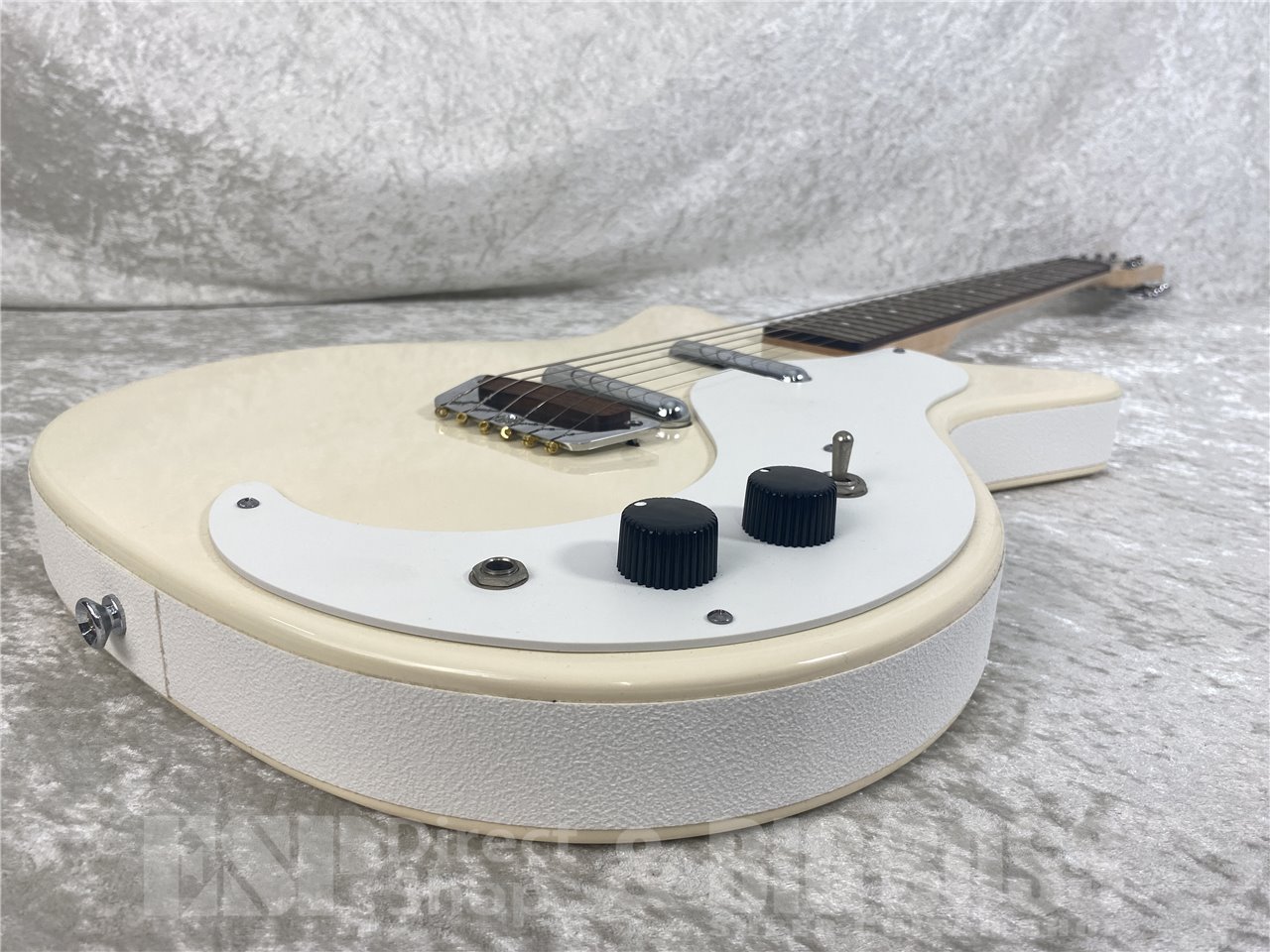 【即納可能】Danelectro(ダンエレクトロ) STOCK '59 / OUTASITE WHITE お茶の水駅前店(東京) - 4