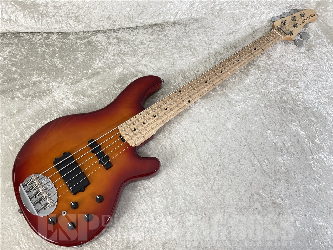 【即納可能】Lakland(レイクランド) Skyline Japan Series SK-5DX Cherry Sunburst / Maple FB お茶の水駅前店(東京)
