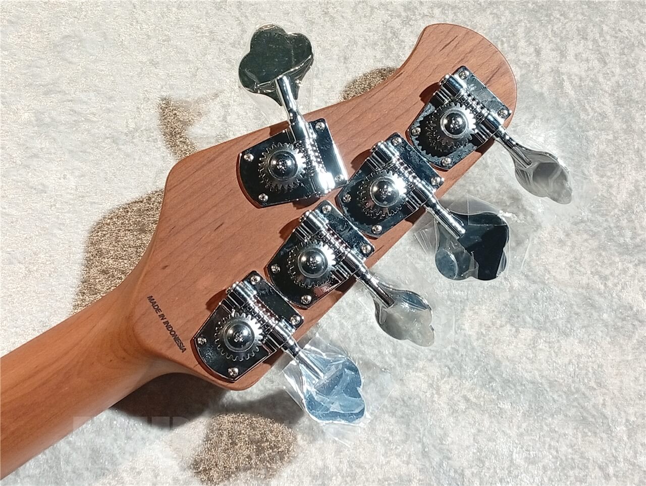 【即納可能】Sterling by MUSIC MAN(スターリンバイミュージックマン) Ray35 (Blue Sparkle) 札幌店