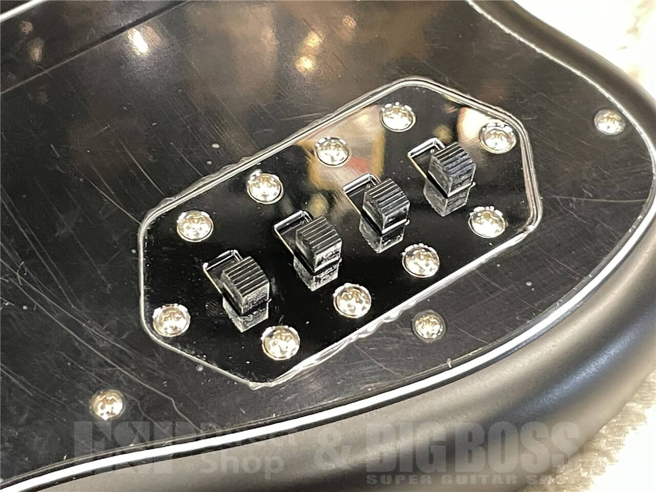 【即納可能】EDWARDS（エドワーズ）Platinum Edition E-HTB-01（高松浩史/The Novembers, Petit Brabancon）　名古屋店