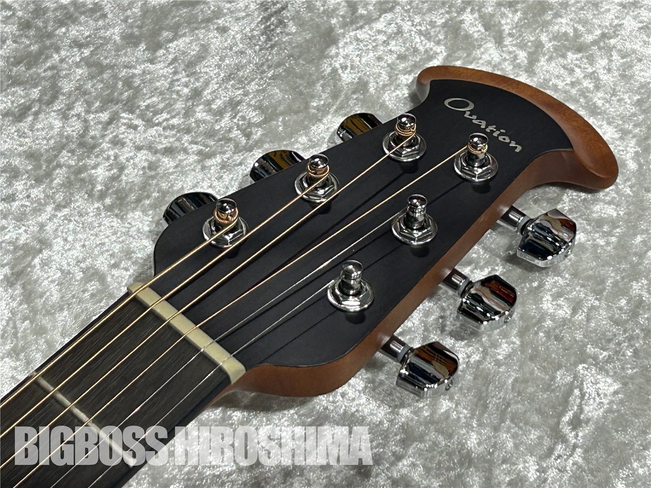 【即納可能】Ovation(オベーション) Ovation CE44 (Reverse Blue Burst) 広島店