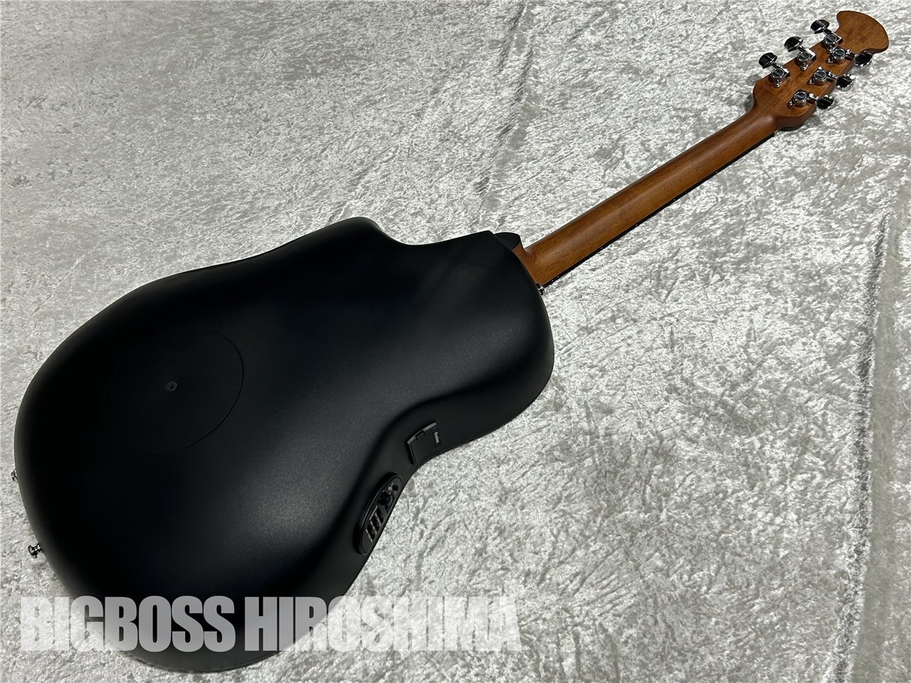 【即納可能】Ovation(オベーション) Ovation CE44 (Reverse Blue Burst) 広島店