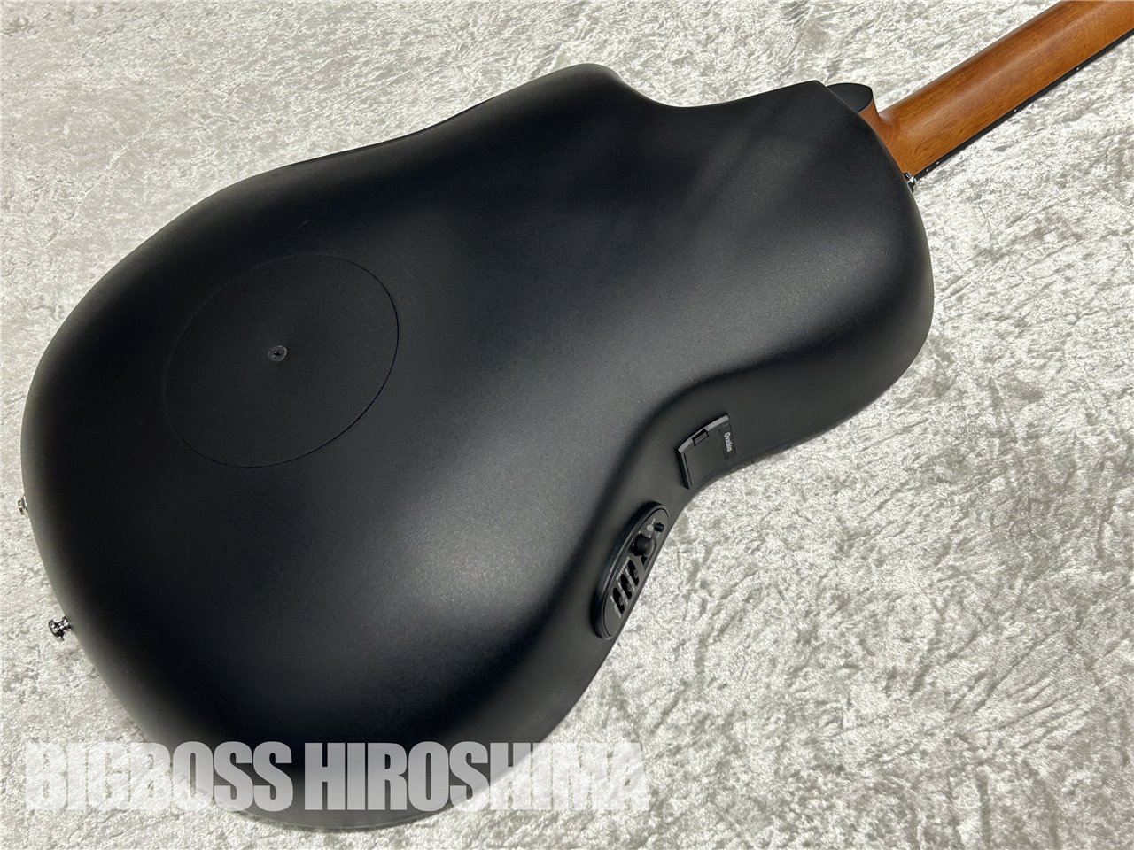 【即納可能】Ovation(オベーション) Ovation CE44 (Reverse Blue Burst) 広島店