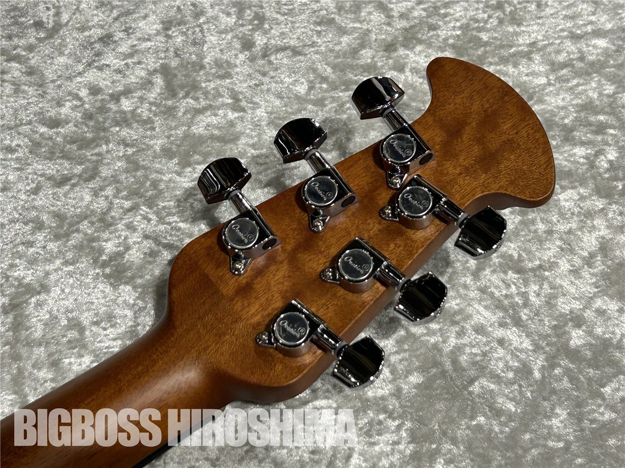 【即納可能】Ovation(オベーション) Ovation CE44 (Reverse Blue Burst) 広島店