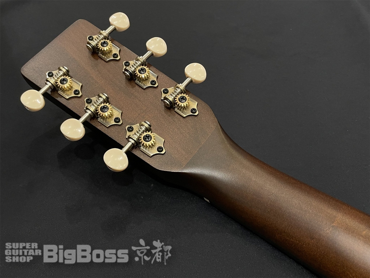 【即納可能 / 新品特価】Art&Lutherie(アートアンドルシアー) Americana / Bourbon Burst 京都店 【新春初売りお年玉セール対象商品】