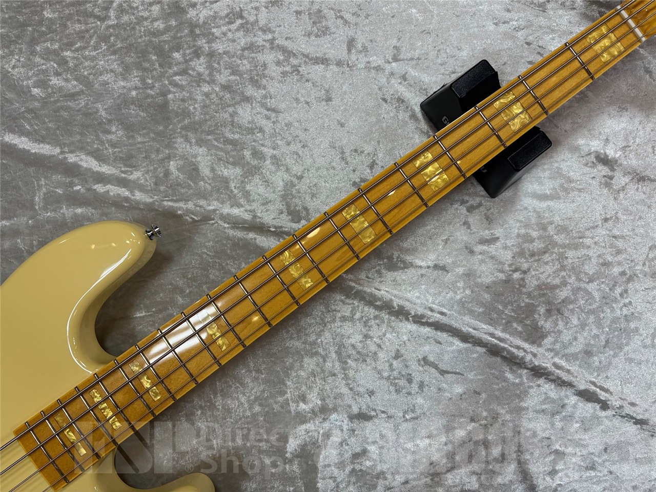 【即納可能】Markbass MAK-B/GV4/C-M CREAM GWS