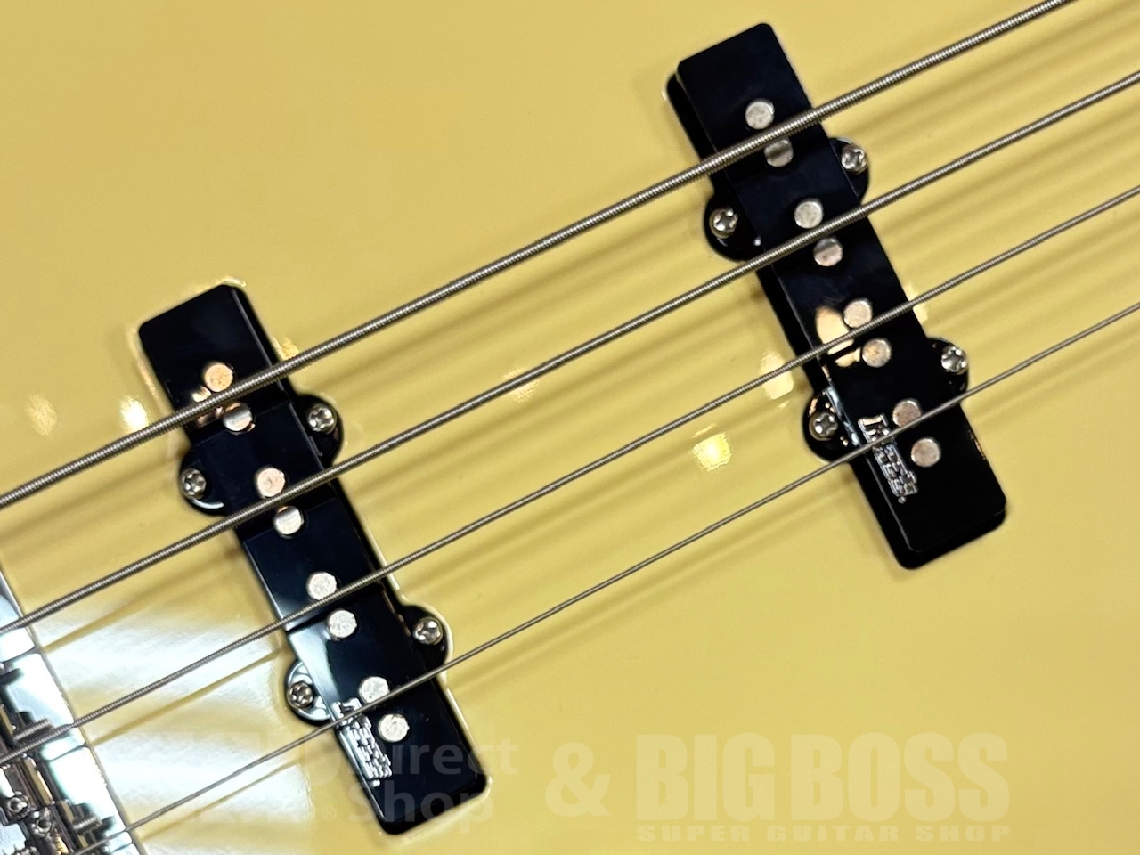 【即納可能】Markbass MAK-B/GV4/C-M CREAM GWS