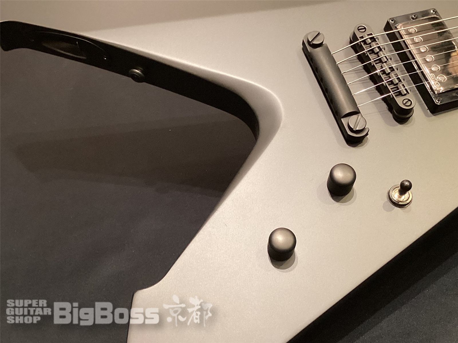 【即納可能/アウトレット】LTD(エルティーディー) VULTURE (METALLICA James Hetfield) / Black Satin 京都店