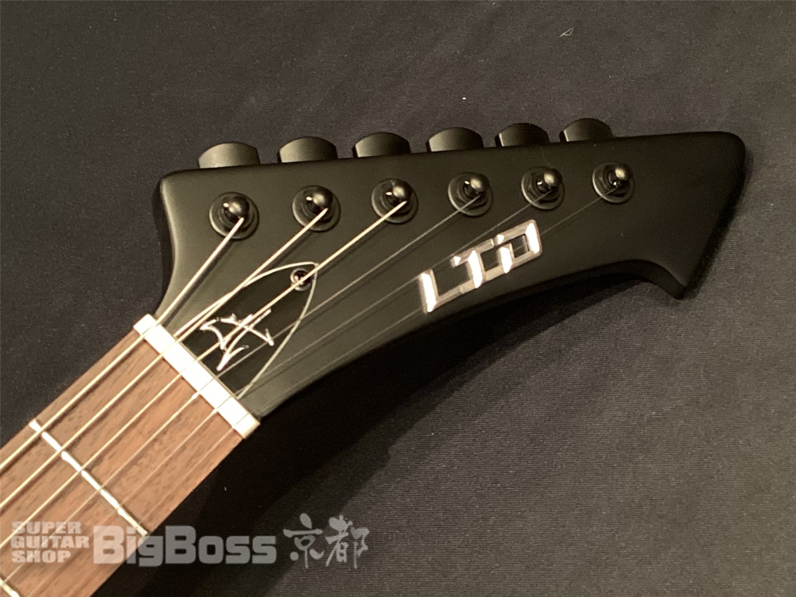 【即納可能/アウトレット】LTD(エルティーディー) VULTURE (METALLICA James Hetfield) / Black Satin 京都店