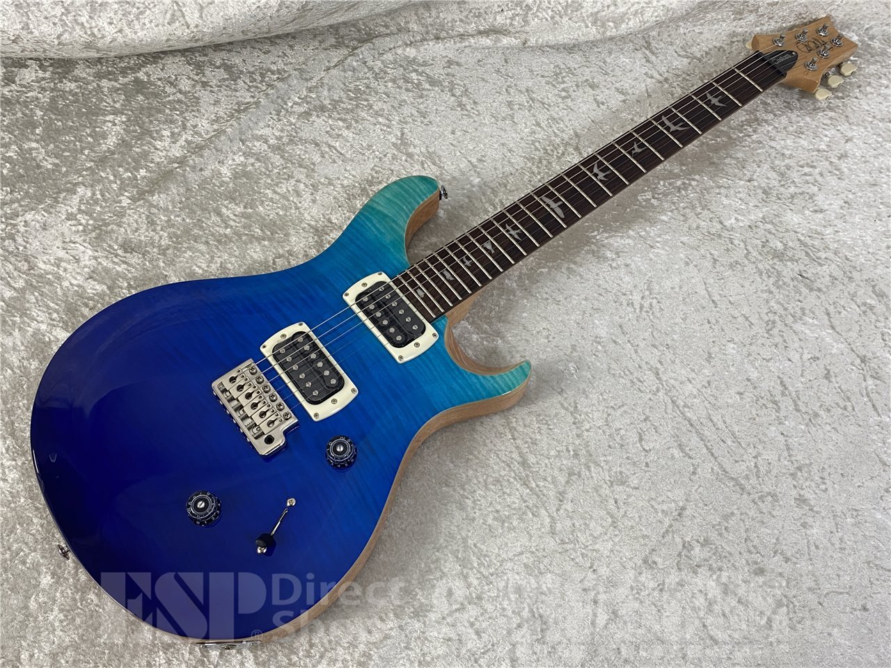 【即納可能】Paul Reed Smith(PRS/ポールリードスミス) SE Custom 24 / Sapphire Fade (2025年製) お茶の水駅前店(東京)