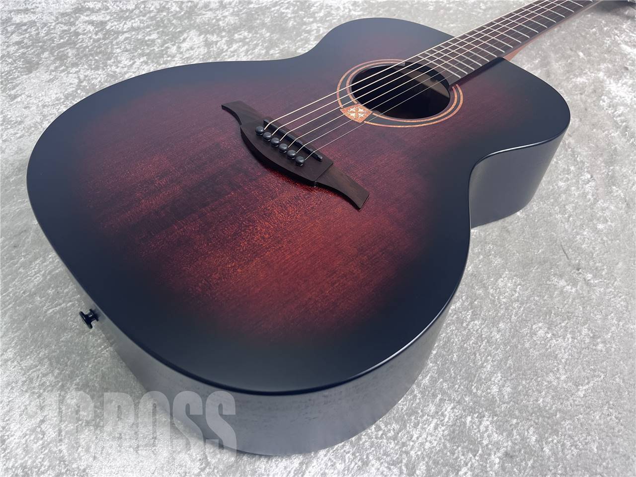 【即納可能】LAG Guitars（ラグギターズ）T70A（BLACK & BROWN）　お茶の水駅前店・別館