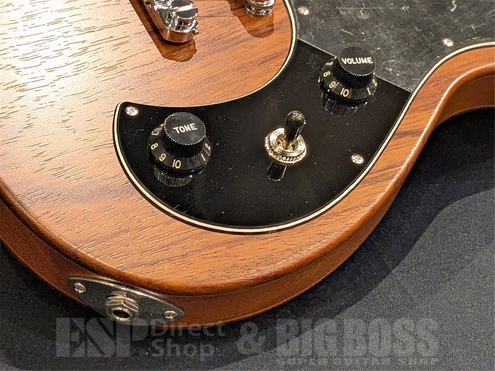 【即納可能】ESP(イーエスピー) ULTRATONE-SL7 / Half Mat Old Natural 京都店