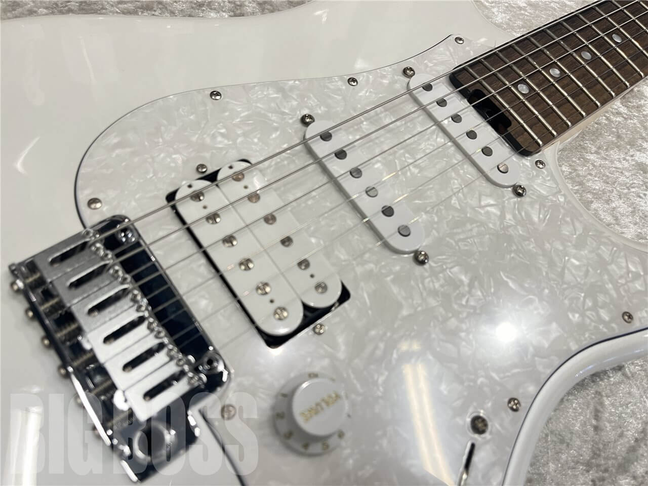 【即納可能】EDWARDS（エドワーズ）E-SNAPPER-AL/R（Pearl White）　名古屋店