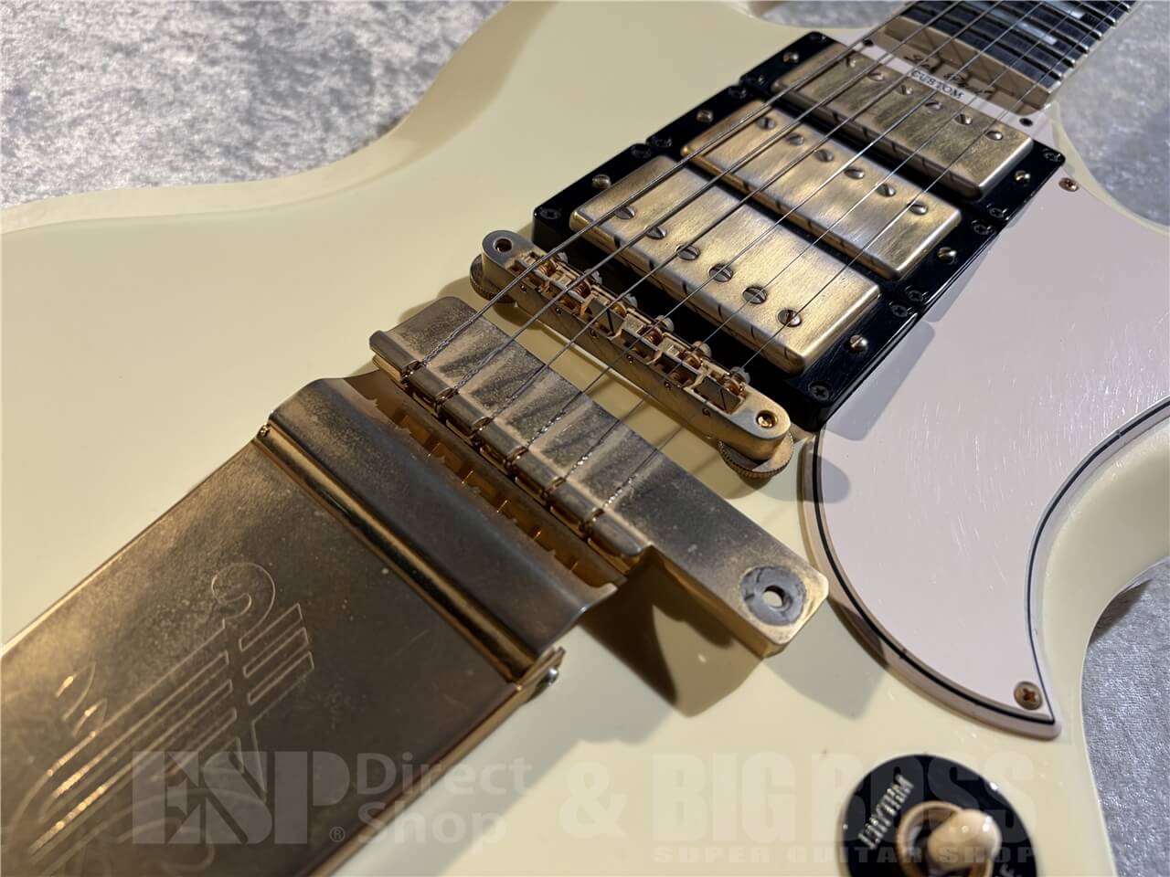 【即納可能/お客様委託中古品】GIBSON CUSTOM SHOP(ギブソンカスタムショップ) 2006 Historic Collection SG Custom Maestro (Polaris White) 札幌店 - 3