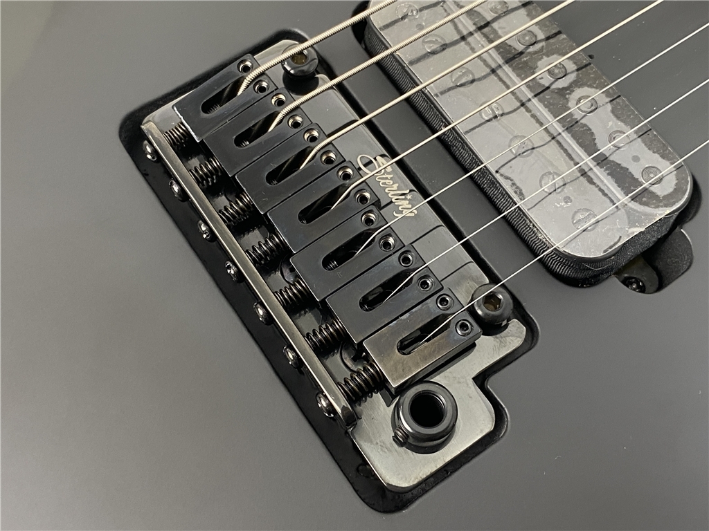 【即納可能】Sterling by MUSIC MAN(スターリンバイミュージックマン) John Petrucci Model JP70 (Stealth Black) お茶の水駅前店(東京) - 4