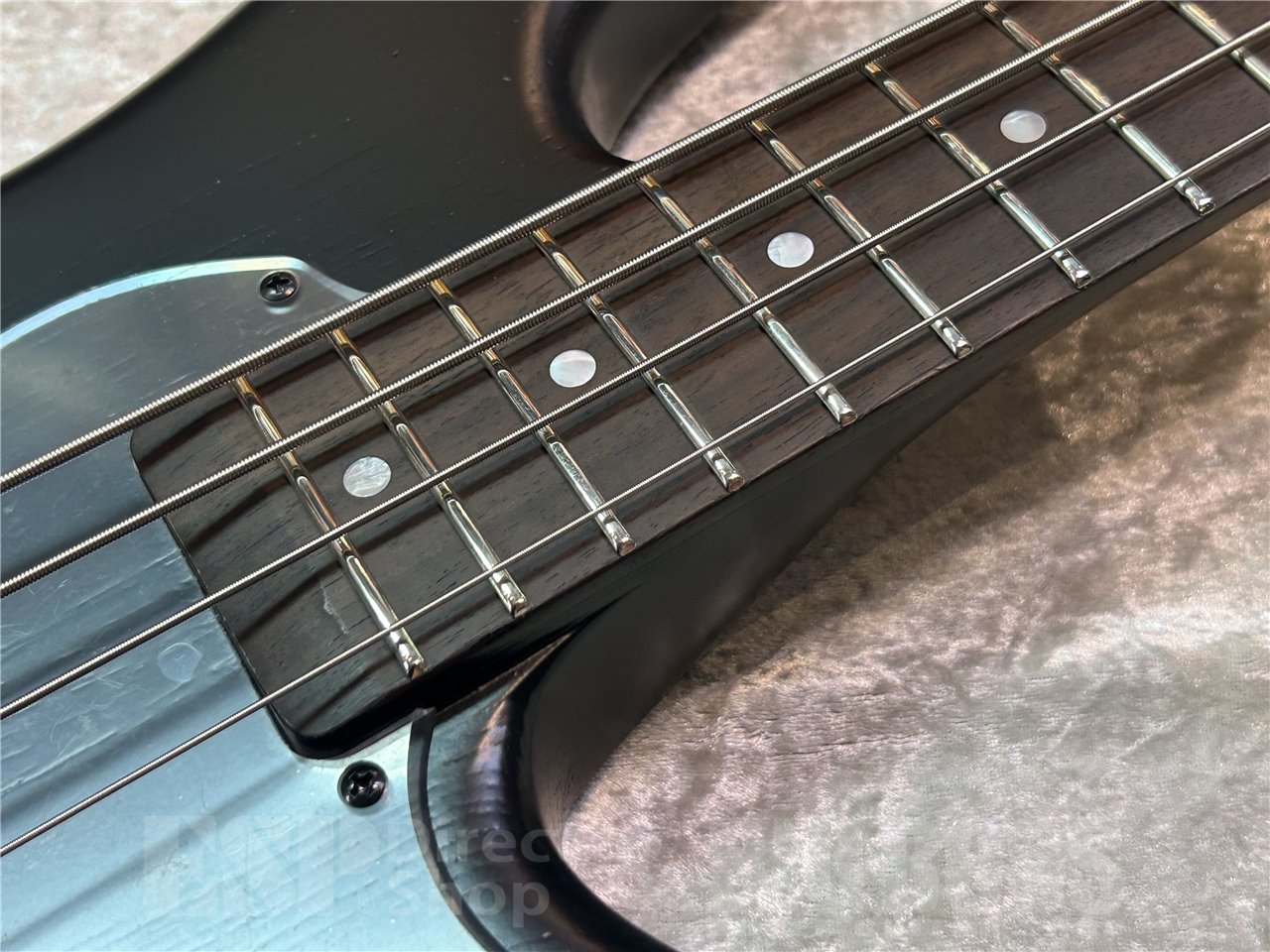 【即納可能】EDWARDS(エドワーズ) E-BOTTOM BUMP (Alternative Black) 広島店