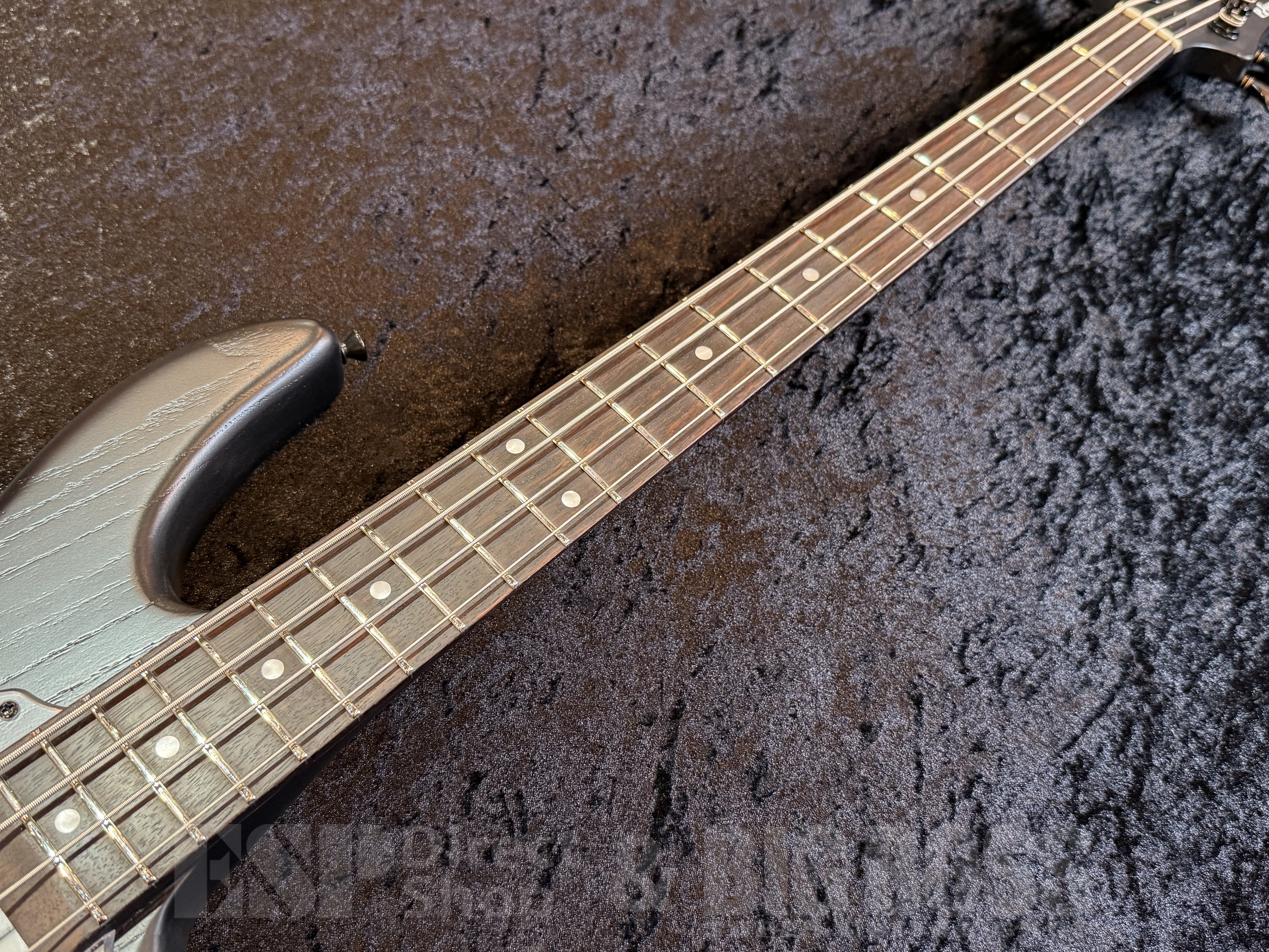 【即納可能】 EDWARDS (エドワーズ) E-BOTTOM BUMP 【Alternative Black】福岡店