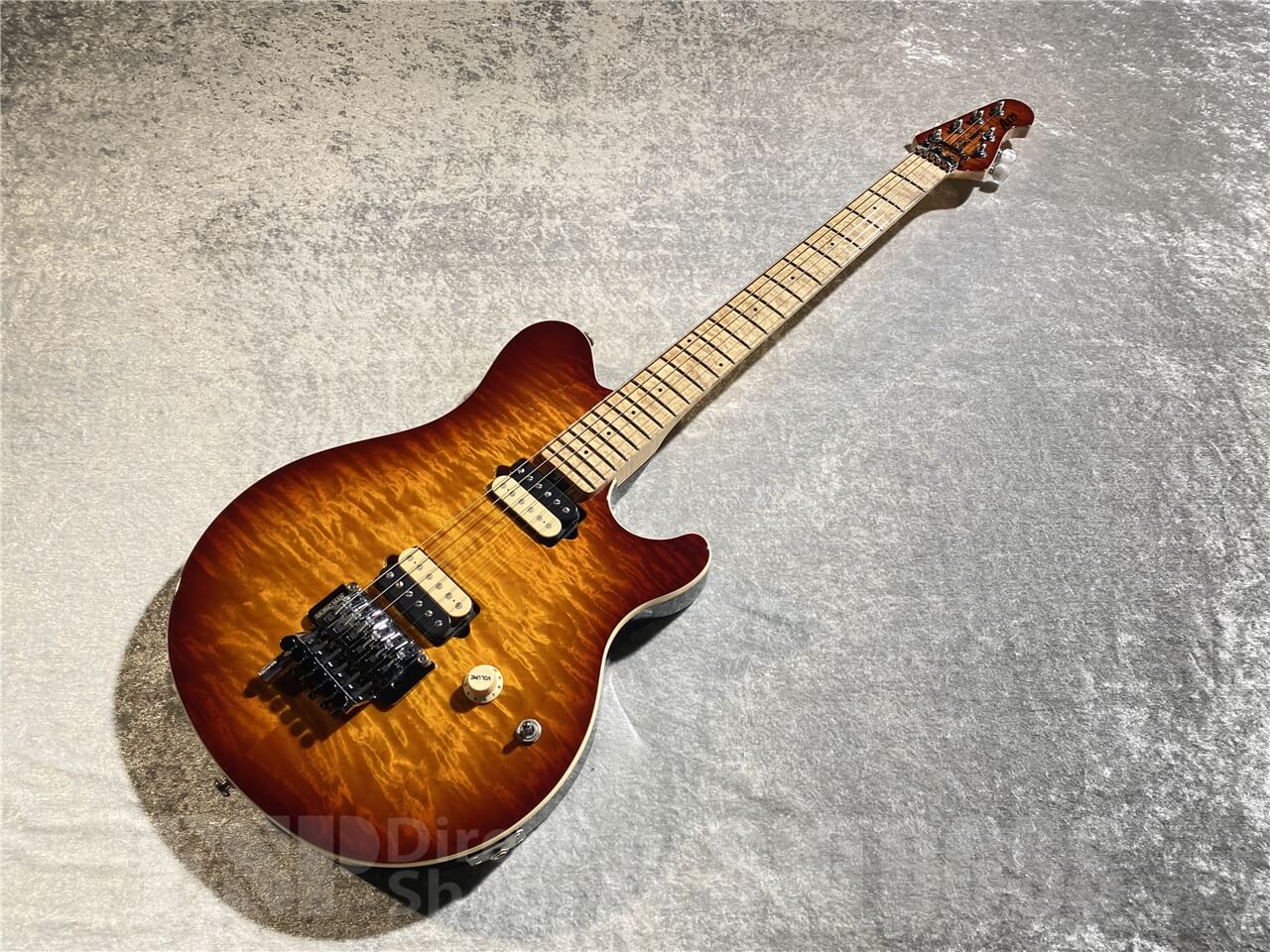 【即納可能/お客様委託中古品】MUSIC MAN(ミュージックマン) AXIS USA (Honey Burst) 札幌店