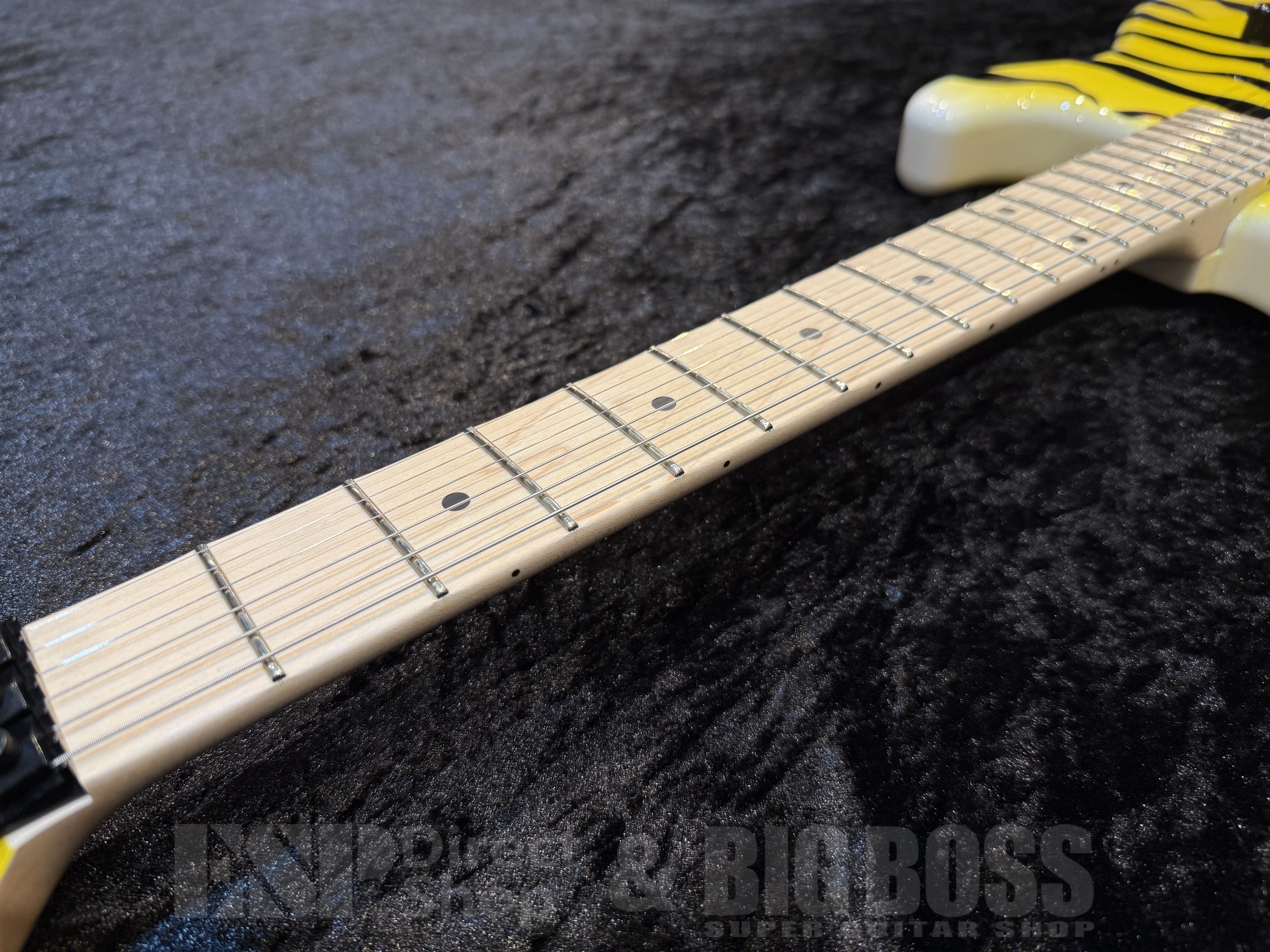 【即納可能】 ESP (イーエスピー) YELLOW TIGER 【George Lynch Signature Model】 福岡店