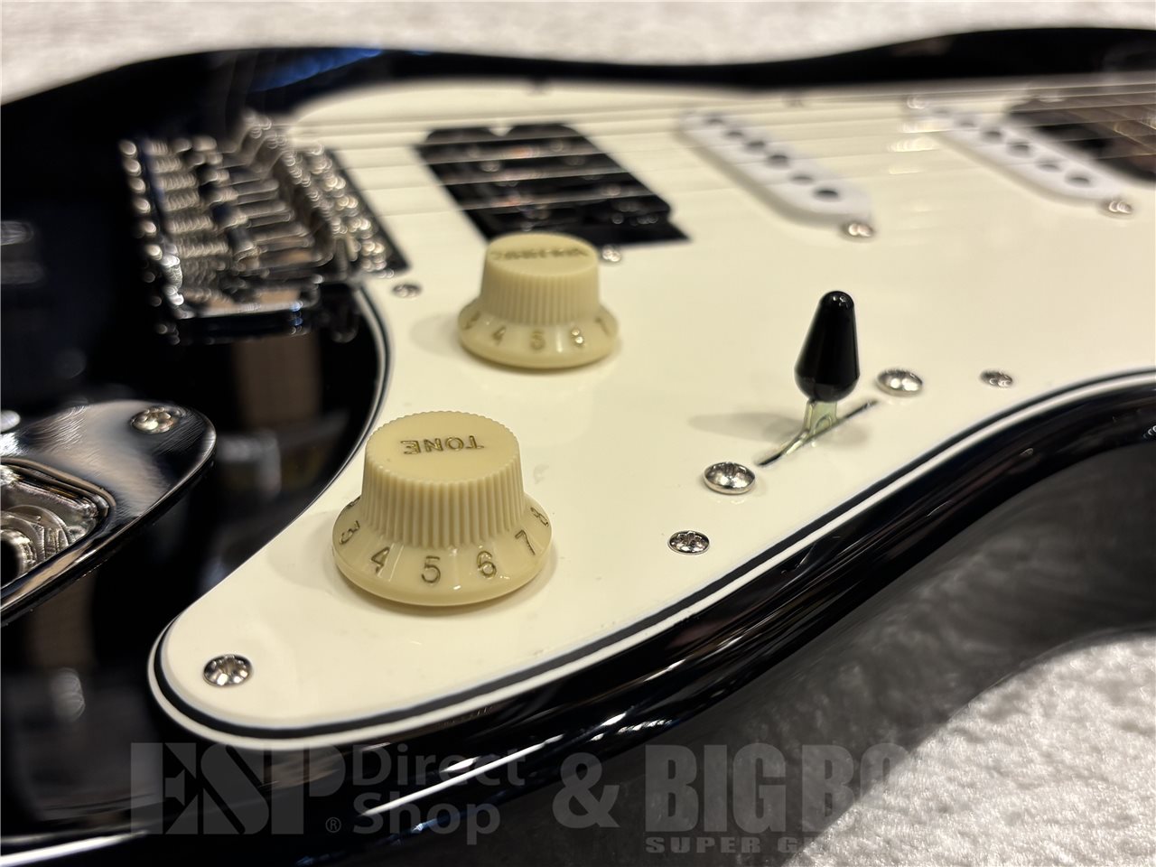 【即納可能】Edwards Platinum（エドワーズプラチナム）E-TYG2（菅原 卓郎/9mm Parabellum Bullet、キツネツキ）　名古屋店 - 4