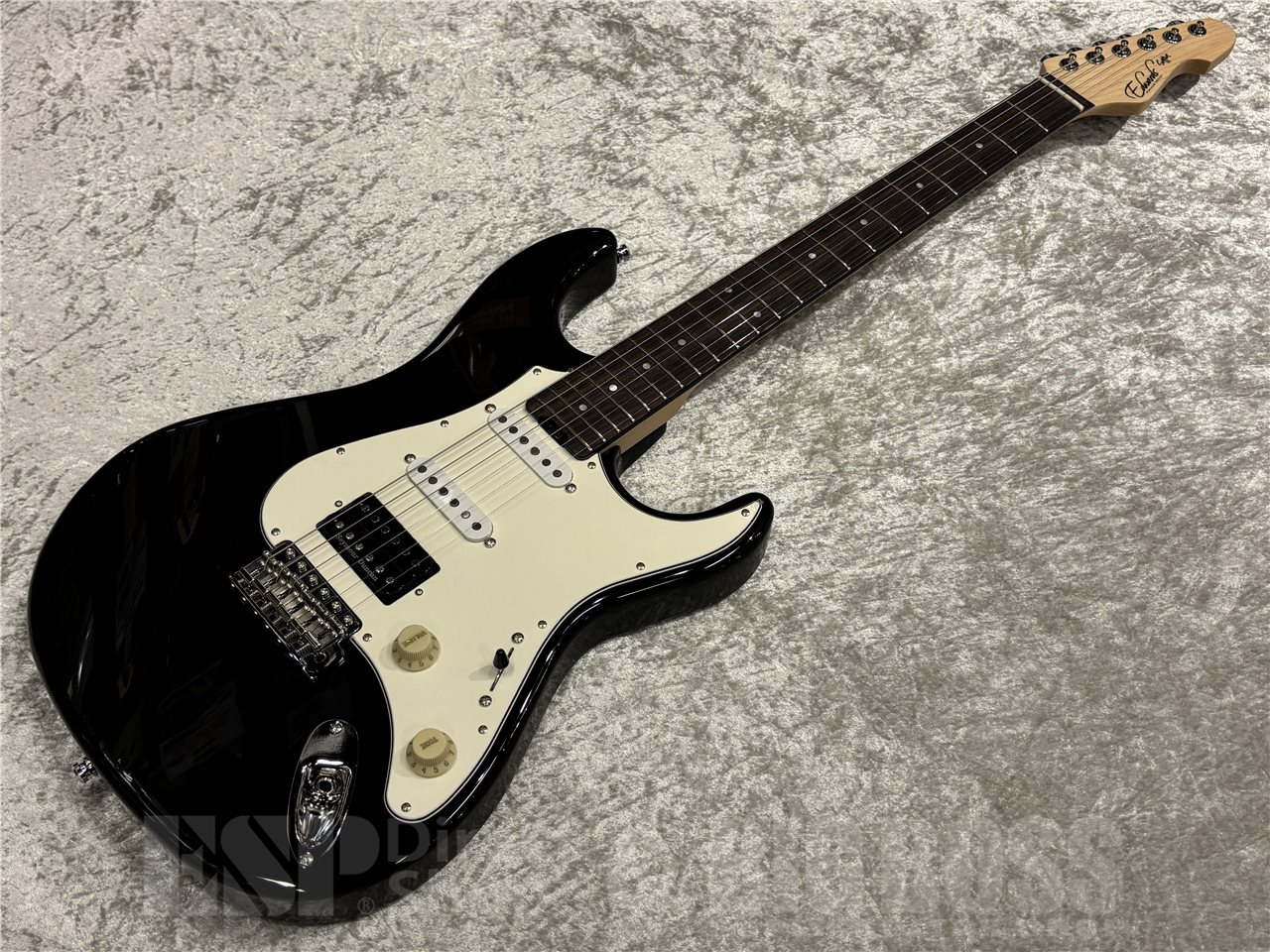 【即納可能】Edwards Platinum（エドワーズプラチナム）E-TYG2（菅原 卓郎/9mm Parabellum Bullet、キツネツキ）　名古屋店