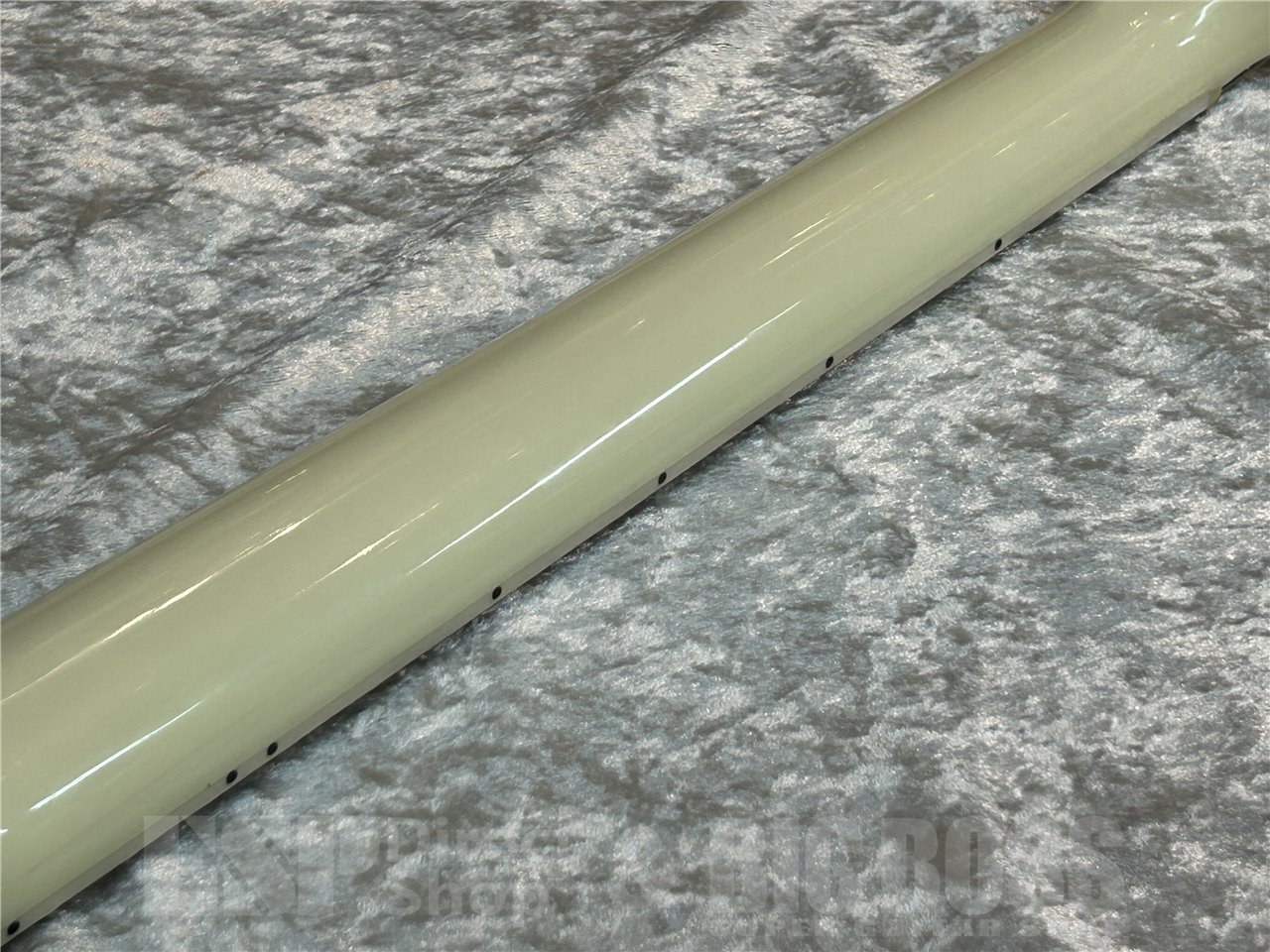 【中古品/即納可能】GIBSON(ギブソン) 70s Flying V(Classic White) 広島店