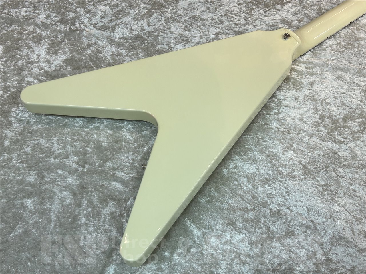 中古品/即納可能】GIBSON(ギブソン) 70s Flying V(Classic White) 広島