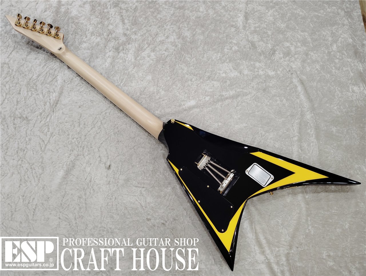 【即納可能】EDWARDS E-ALEXI ARROW HEAD / Black with Yellow Stripe　渋谷店