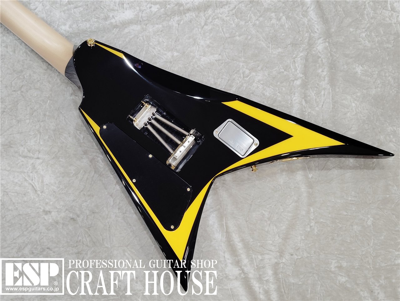 【即納可能】EDWARDS E-ALEXI ARROW HEAD / Black with Yellow Stripe　渋谷店