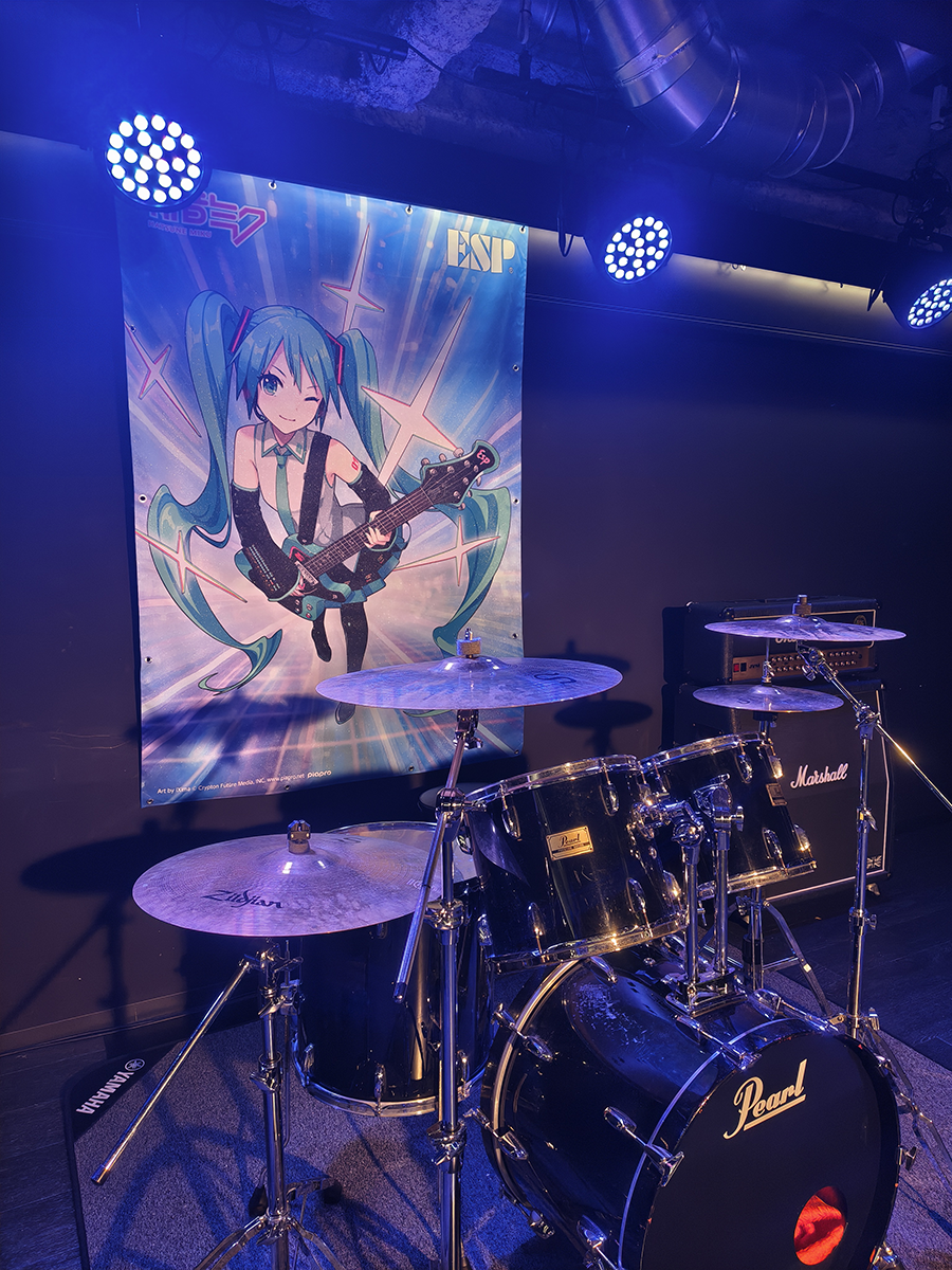【マジカルミライ2026】ESP×初音ミク V2イラスト バックドロップ - 2