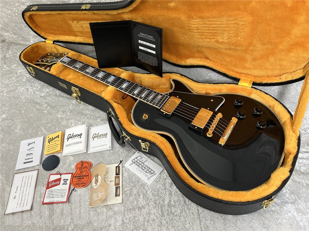 【即納可能/新品特価】Gibson Custom Shop(ギブソンカスタムショップ) 1957 Les Paul Custom Reissue 2-Pickup VOS(EBONY)【軽量個体4.13kg】 お茶の水駅前店(東京)