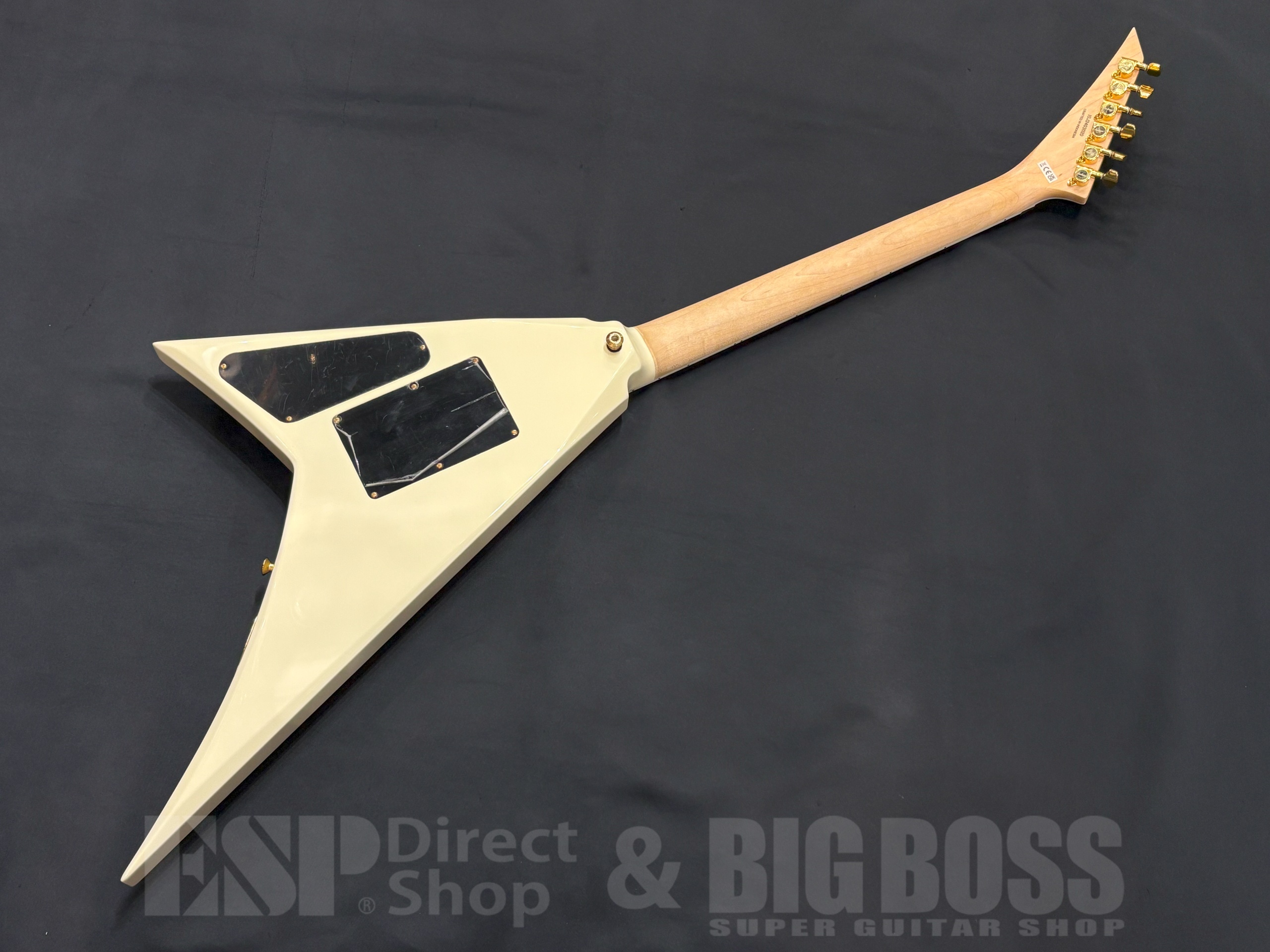 【即納可能/中古品】Jackson Pro Series Rhoads RR3, Ebony Fingerboard, Ivory with Black Pinstripes 大阪店