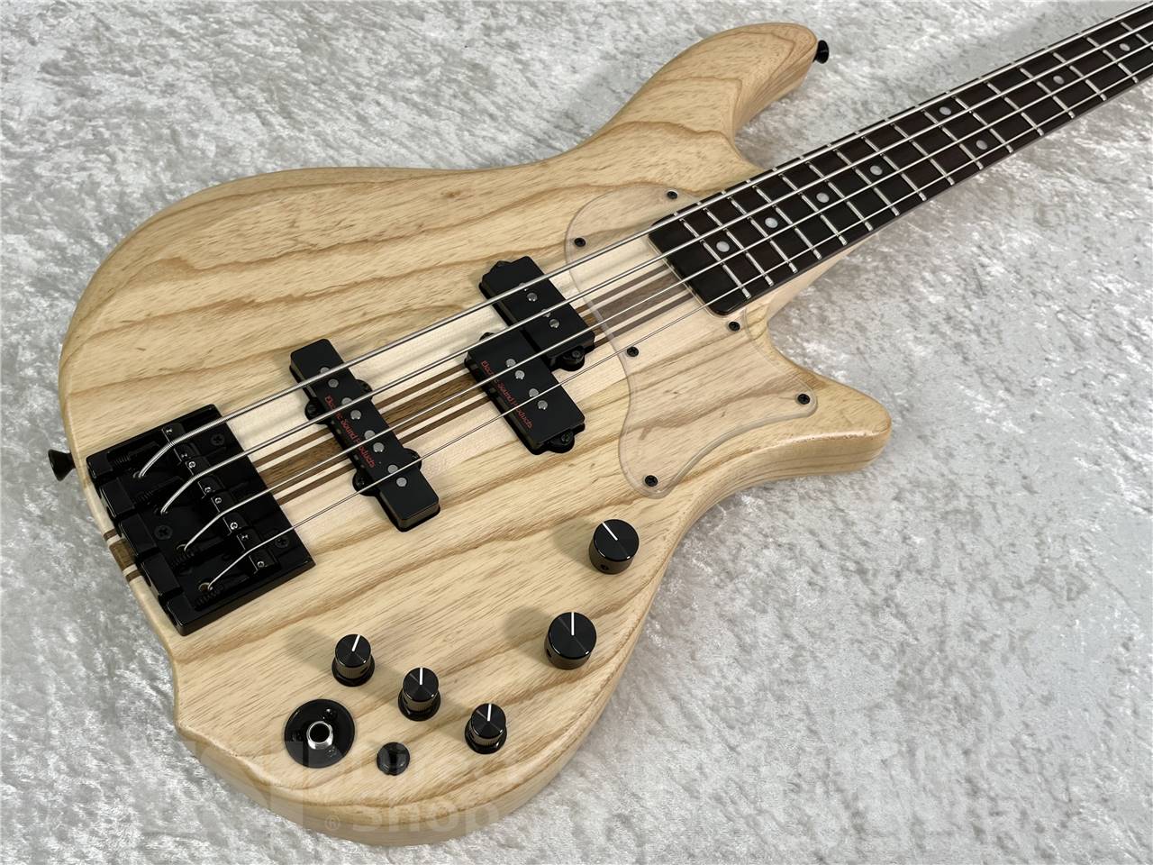 【本日限りの超得価格・即決歓迎】ESP Bottom Bump ベース新品弦付属 本日限りの超得価格・即決歓迎】ESP Bottom Bump ベース新品弦