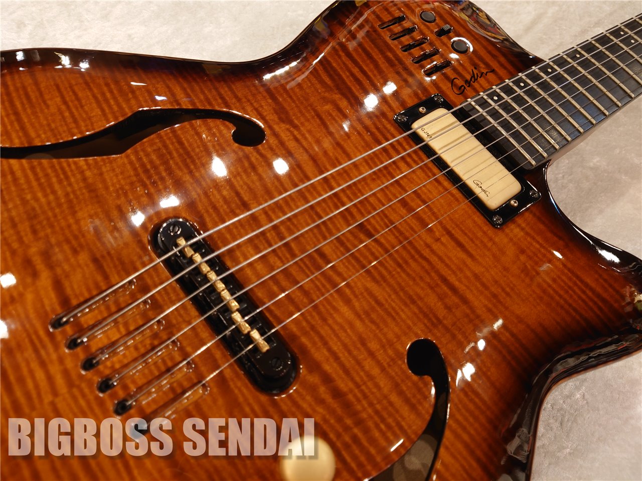 【即納可能/美品中古】Godin(ゴダン) Multiac JAZZ 仙台店