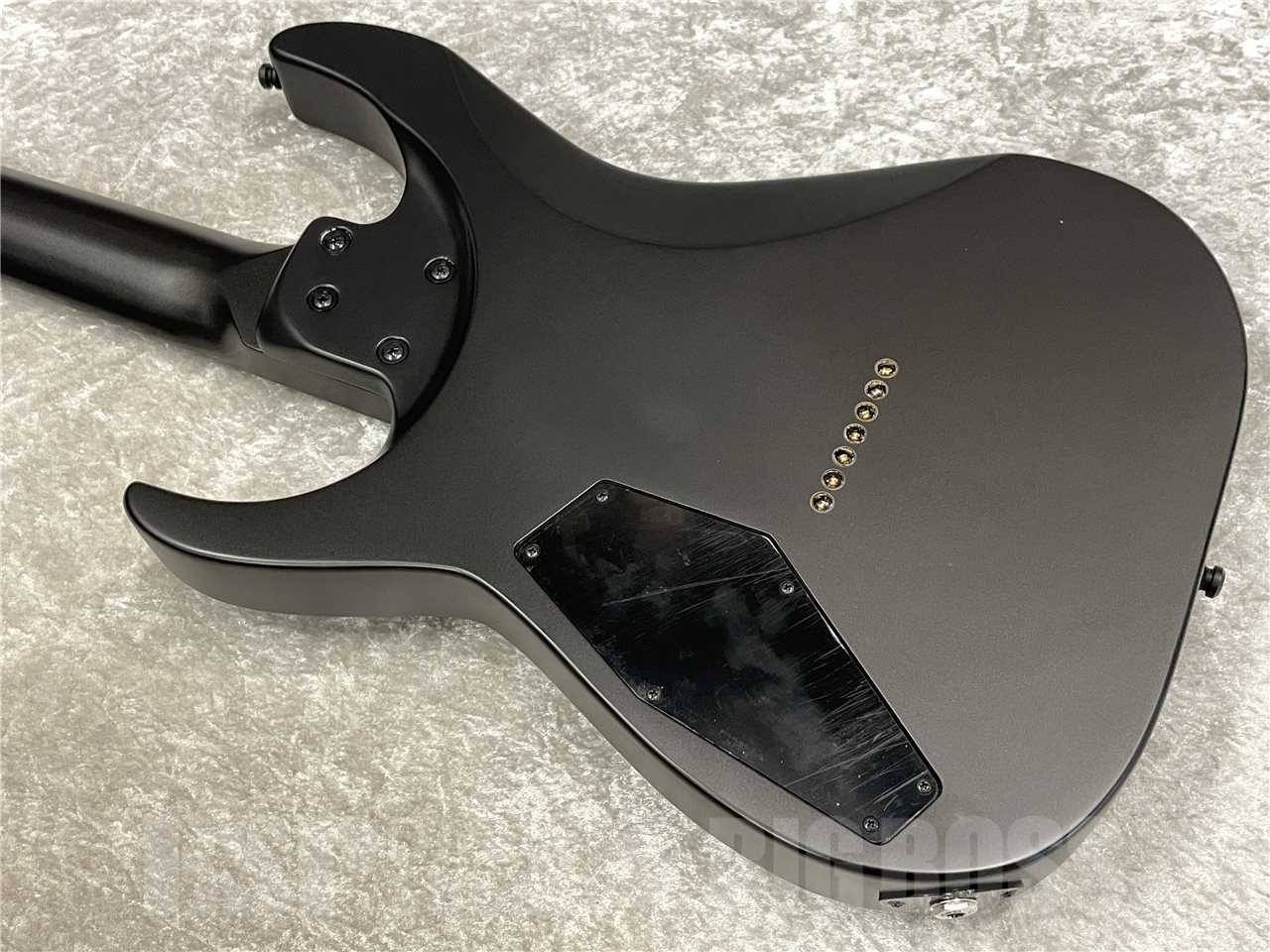 【即納可能】EDWARDS（エドワーズ）E-M-II-7（Metallic Black Satin）　名古屋店