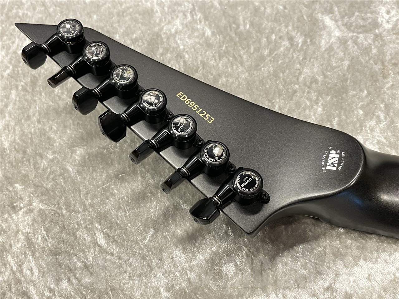 【即納可能】EDWARDS（エドワーズ）E-M-II-7（Metallic Black Satin）　名古屋店