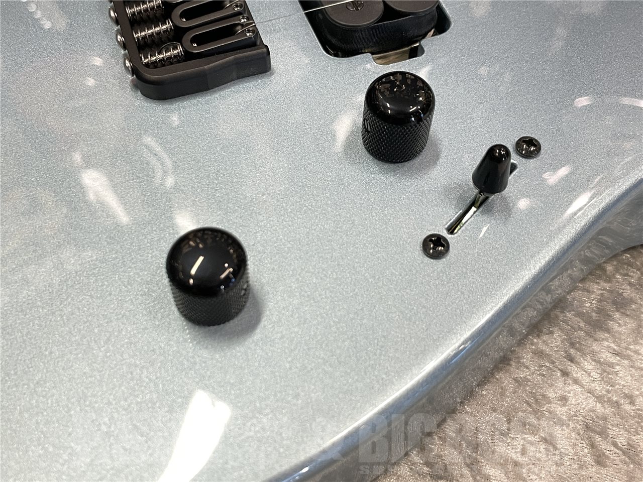 【即納可能】EDWARDS（エドワーズ）E-M-II-7（Ice Blue Metallic）　名古屋店