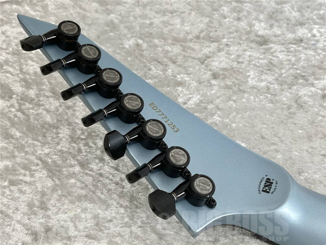 【即納可能】EDWARDS(エドワーズ) E-M-II-7 (Ice Blue Metallic) お茶の水駅前店・別館