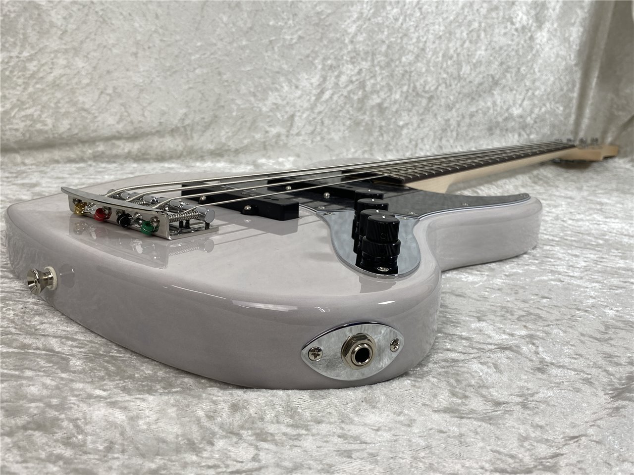 【即納可能/新品特価】Kikuchi Guitars Hermes RV4-Ash (Trans White) お茶の水駅前店(東京) - 4