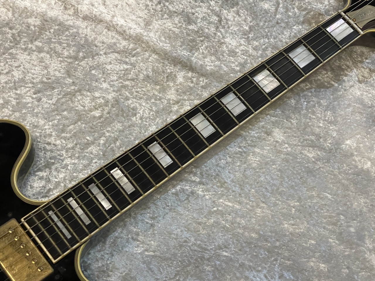 【中古品/即納可能】 Gibson (ギブソン) B.B.King Lucille (Ebony)  広島店 - 3
