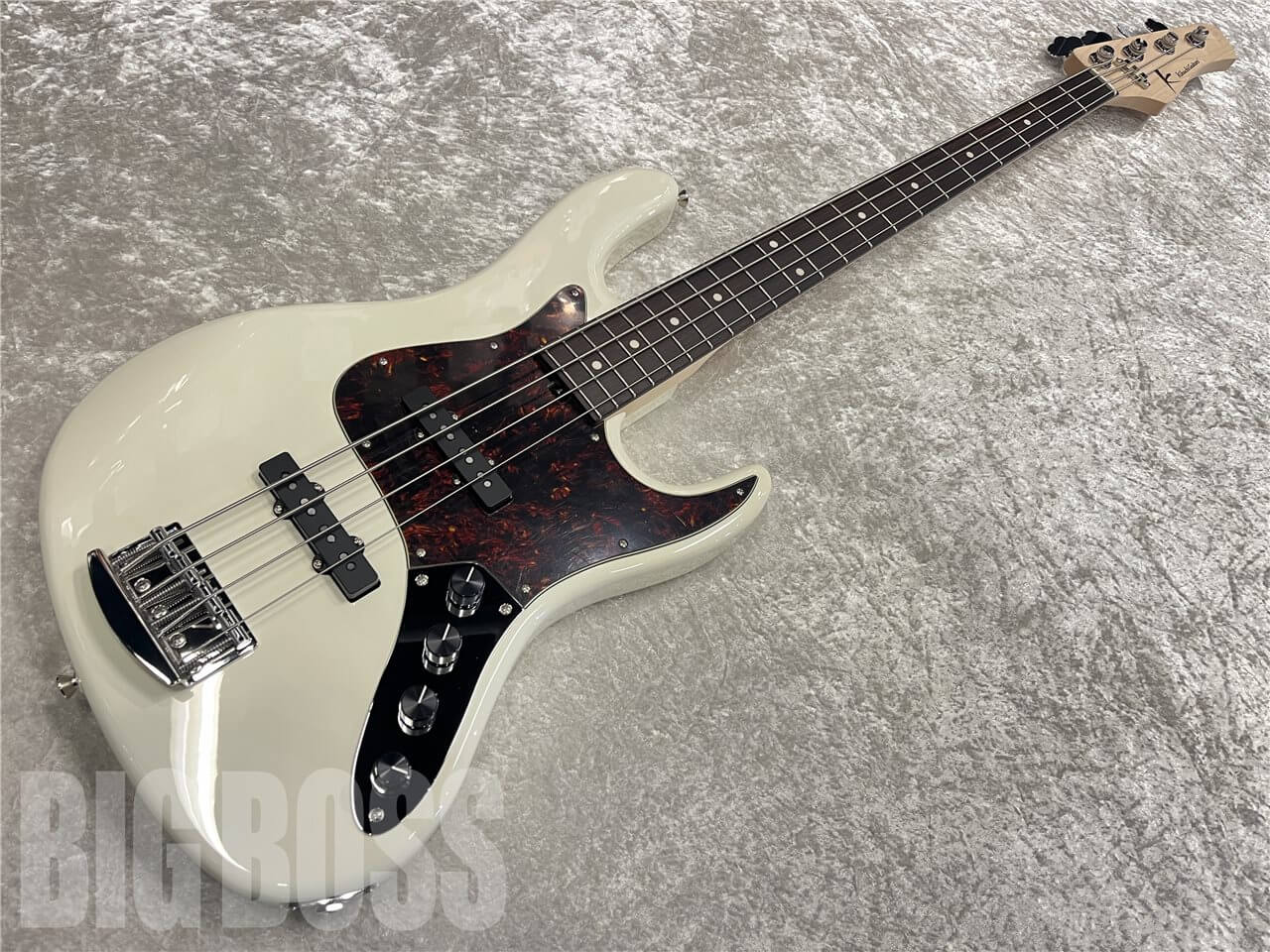 【即納可能】Kikuchi Guitars（キクチギターズ）Hermes RV4（Olympic White）　名古屋店